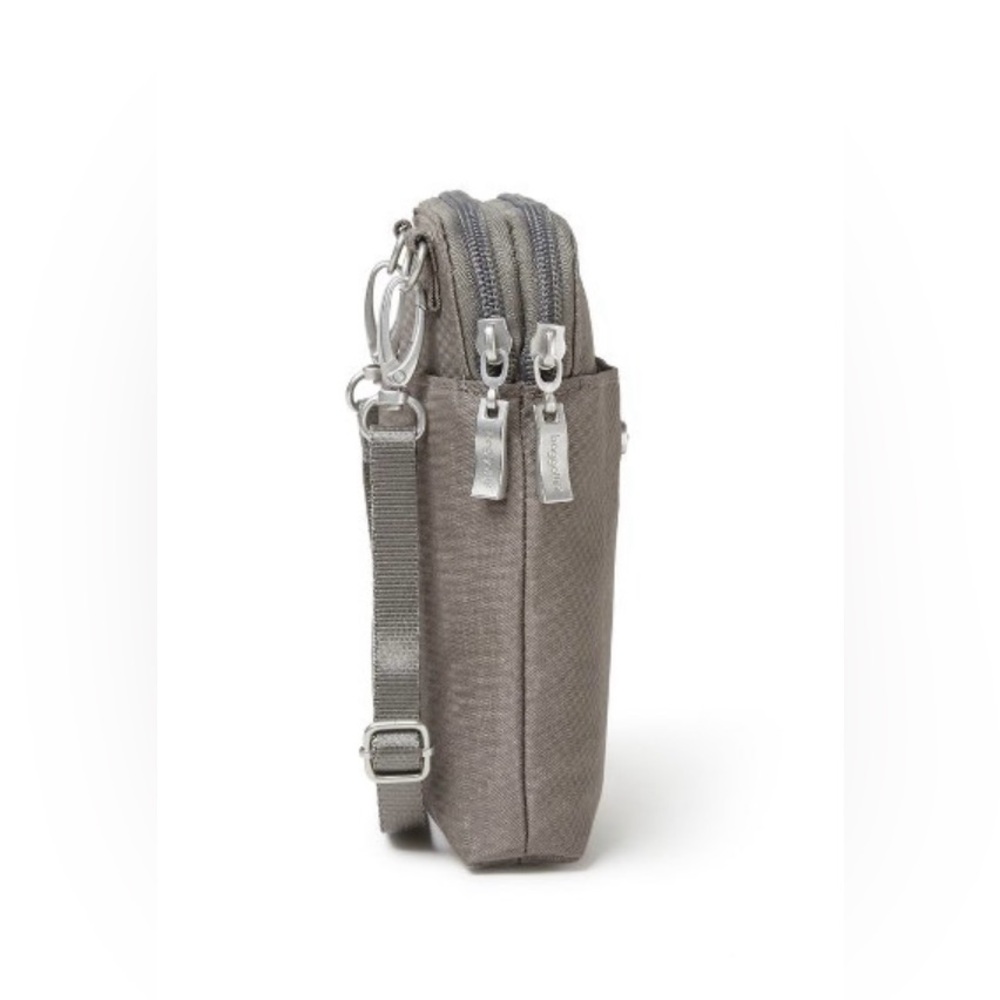 Baggallini Take Two Bryant Mini Crossbody - MISSING WRISTLETexcellent condition - Picture 8 of 11